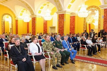 Поздравляем с заслуженной наградой!